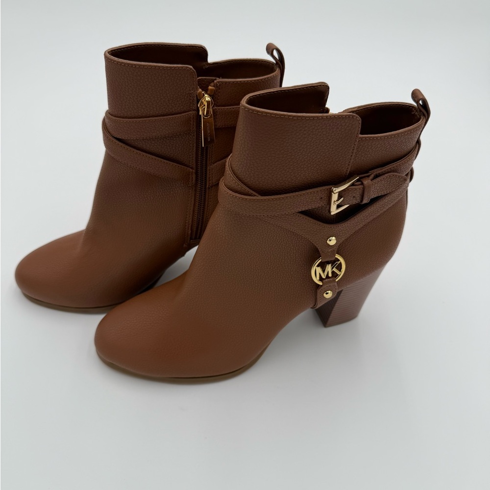 MICHAEL KORS | Tan Ankle Booties with Gold Accents